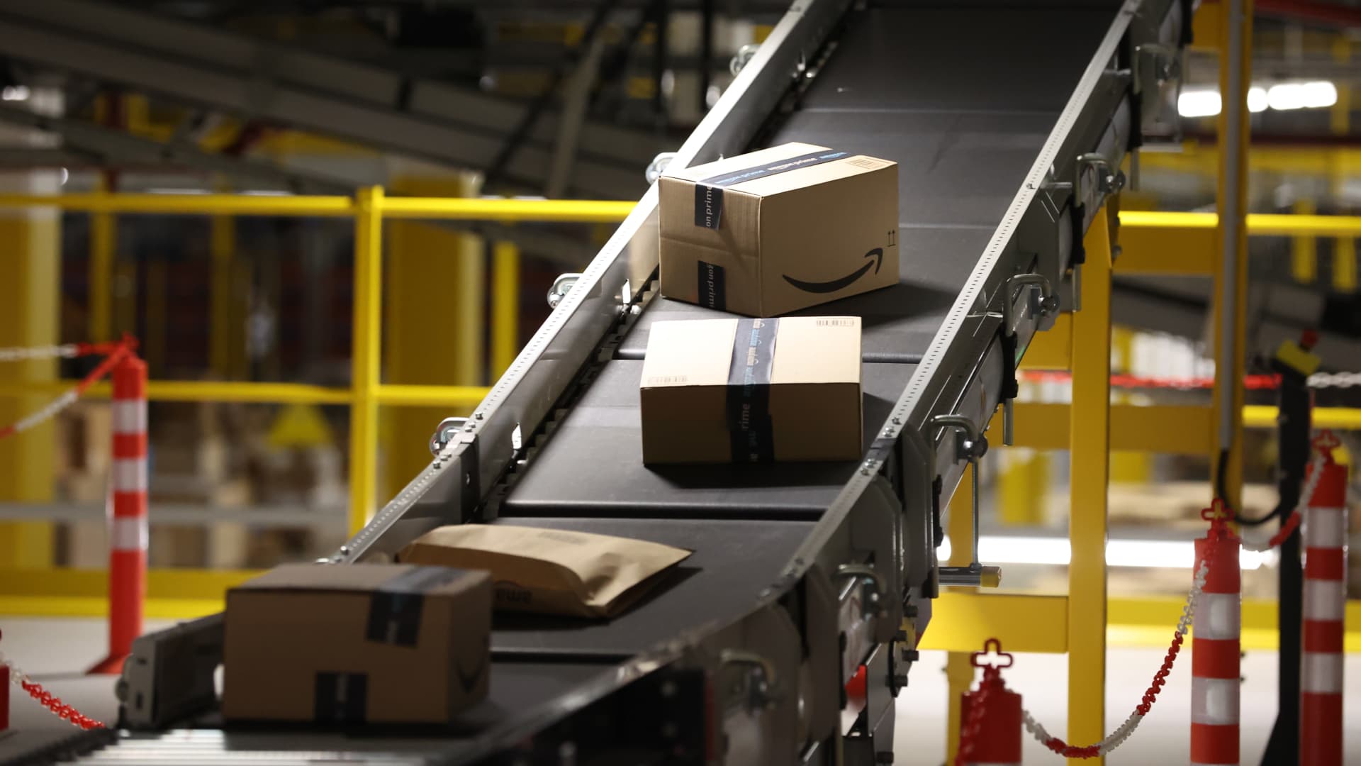 Amazon presenta Amelia, un asistente de inteligencia artificial para vendedores externos