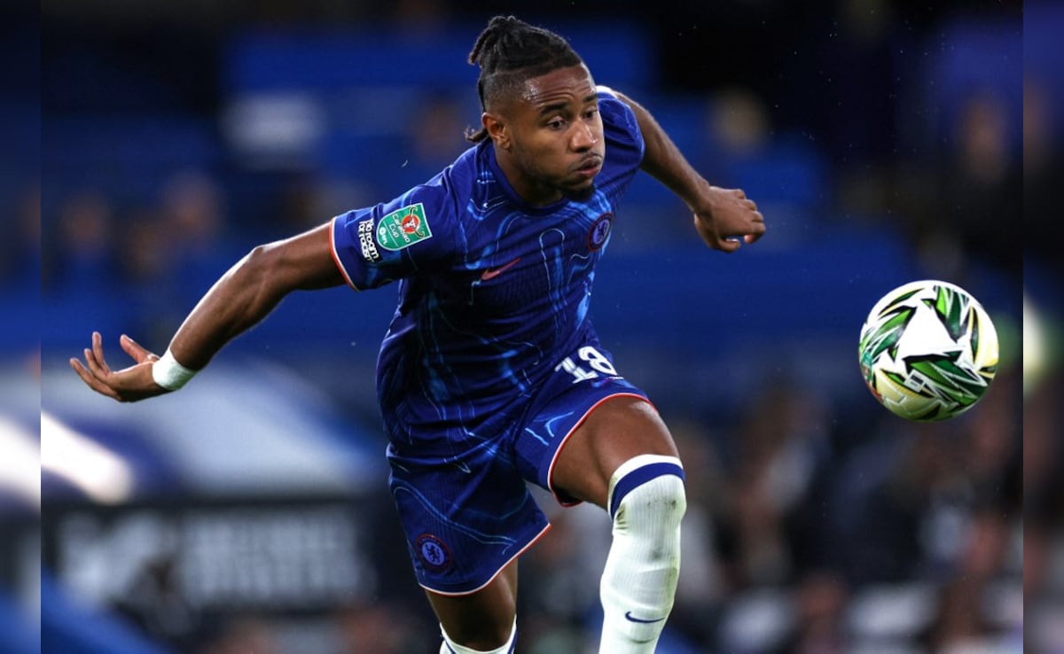 Christopher Nkunku marca un triplete ante el Chelsea y el Manchester City avanza a octavos de final de la Copa de la Liga