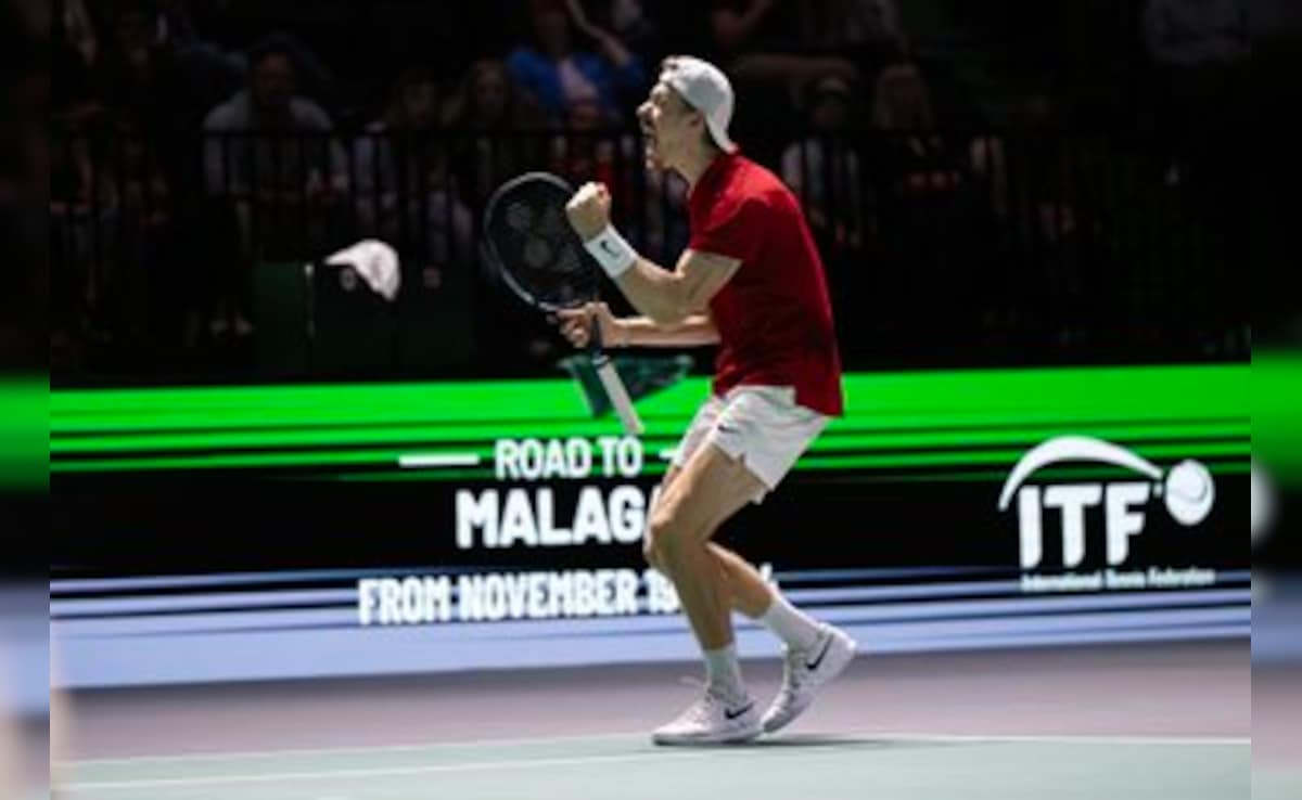 Denis Shapovalov disfruta de la redención en la Copa Davis y envía a Canadá a la final