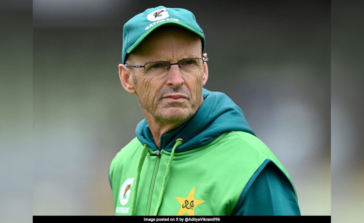 El entrenador de pelota blanca de Pakistán, Gary Kirsten, insta a los mentores de la Copa de Campeones a establecer una marca internacional de cricket en el país