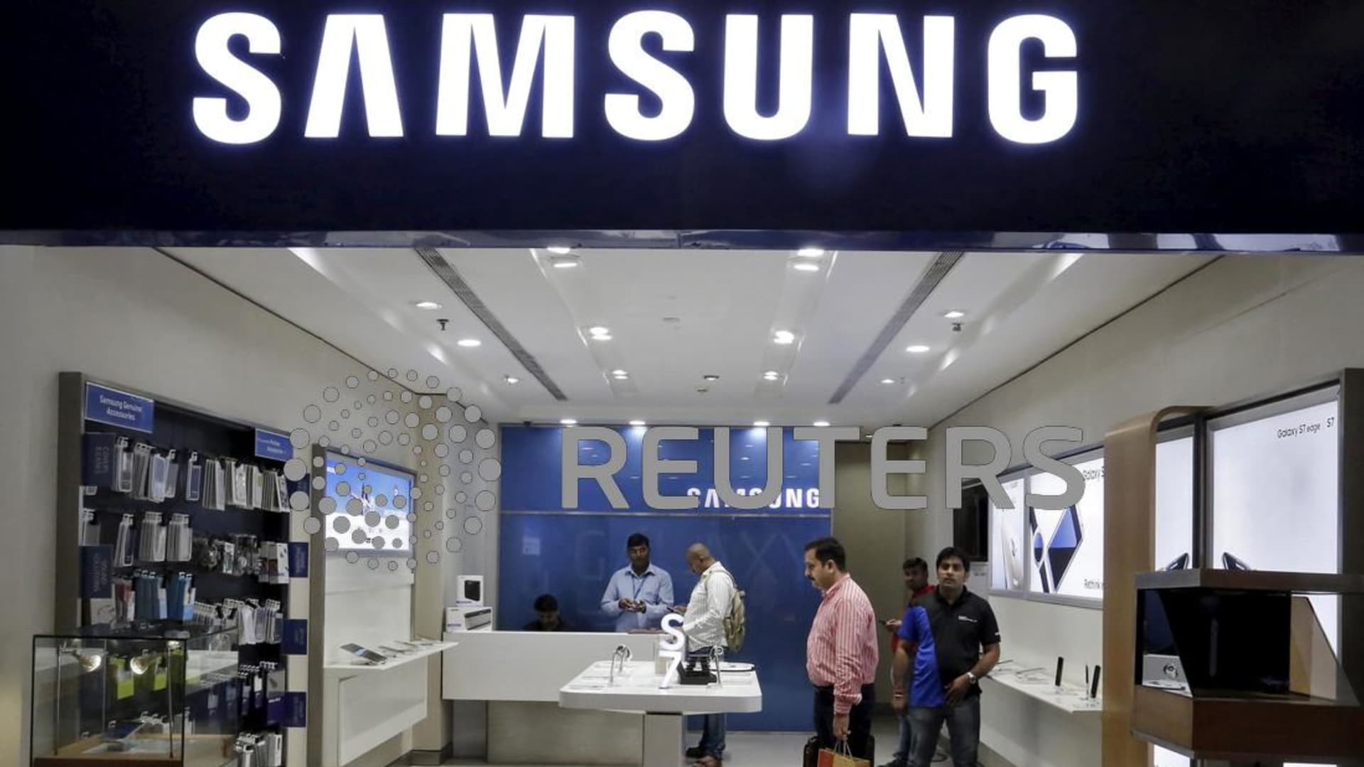 India acusa a Samsung y Xiaomi de conspirar con Amazon y Flipkart