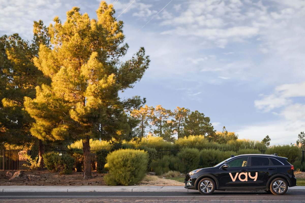 Driverless car-sharing startup Vay steers toward B2B services