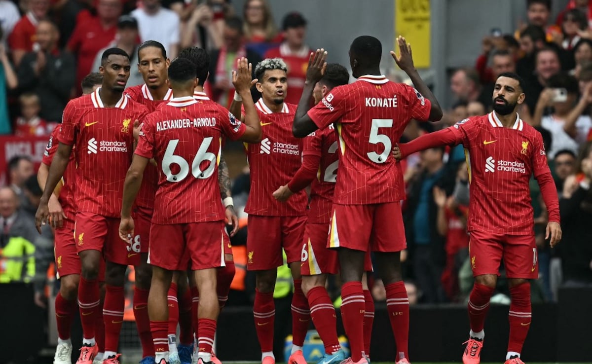 Luis Díaz lleva al Liverpool a la cima de la Premier League y los Spurs se recuperan