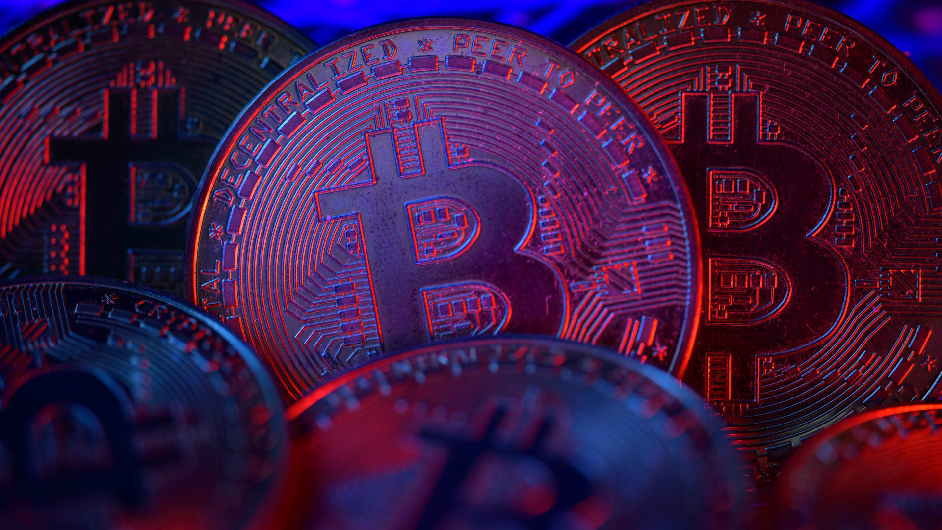 Bitcoin cae al nivel de $60,000 a medida que aumentan las tensiones en Medio Oriente