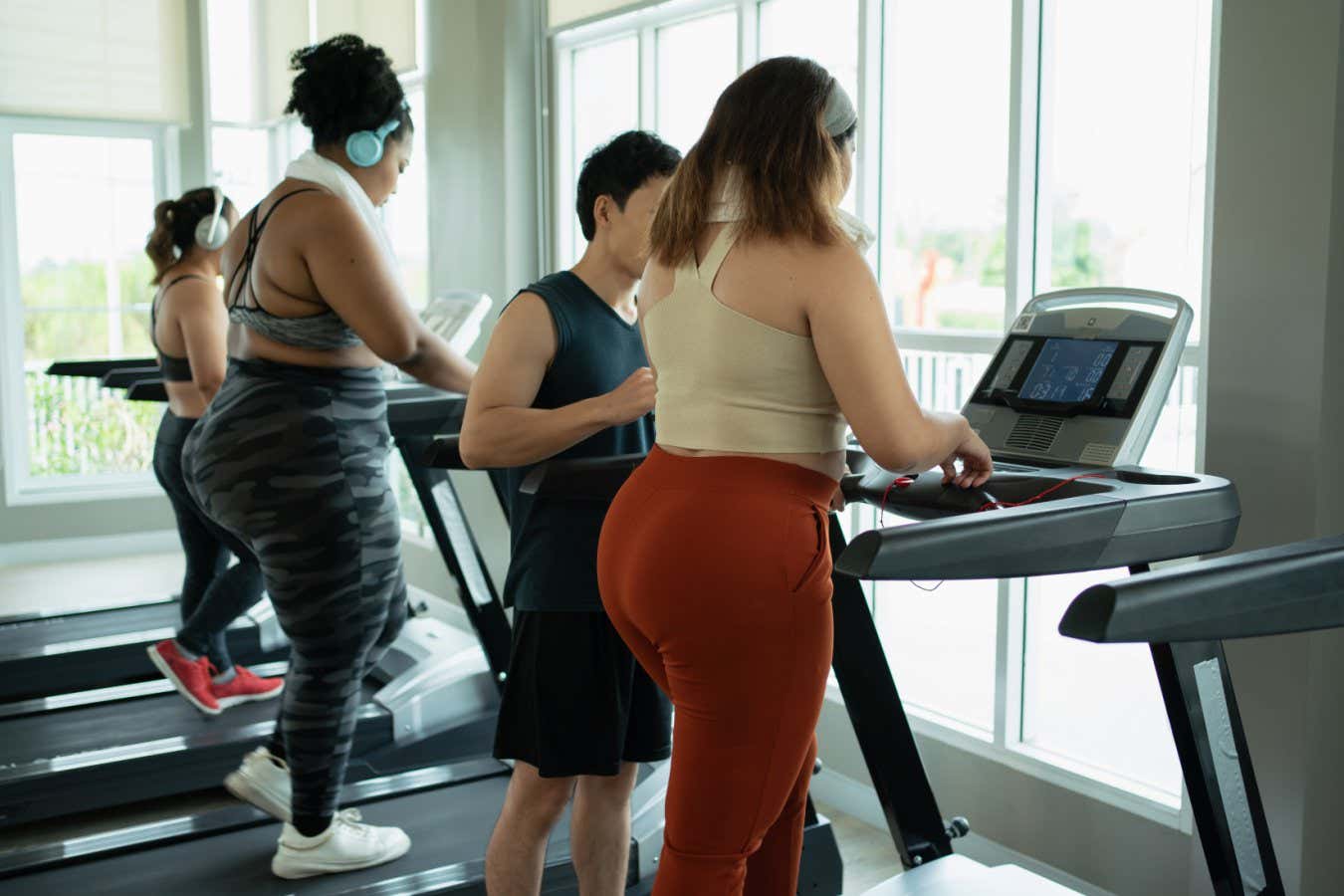 women exercising at the gym