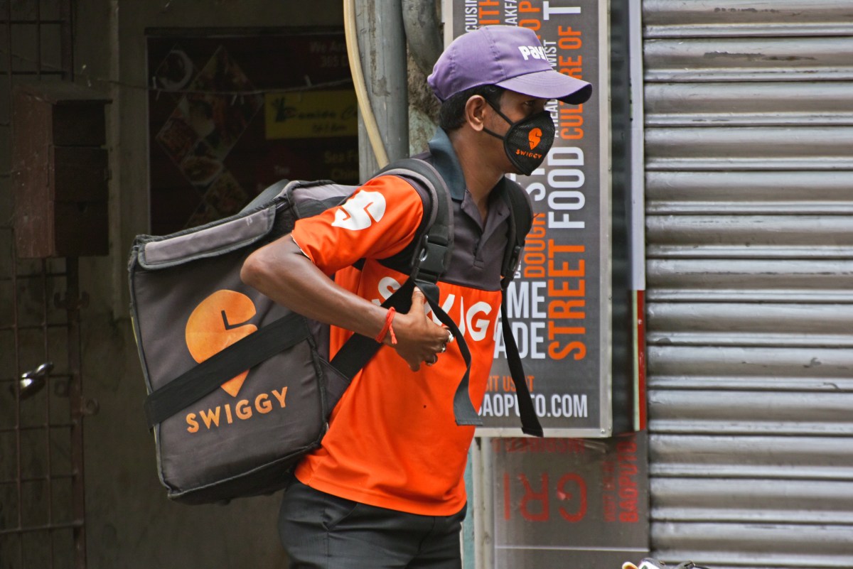 Swiggy intensifica la batalla comercial rápida en India con comidas de 10 minutos