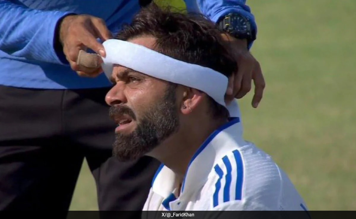 Virat Kohli deshidratado lucha por seguir adelante y recibe tratamiento en el campo. Video